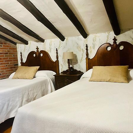 Apartamentos Nel I Santillana del Mar Bagian luar foto