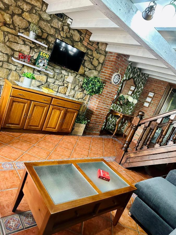 Apartamentos Nel I Santillana del Mar Bagian luar foto