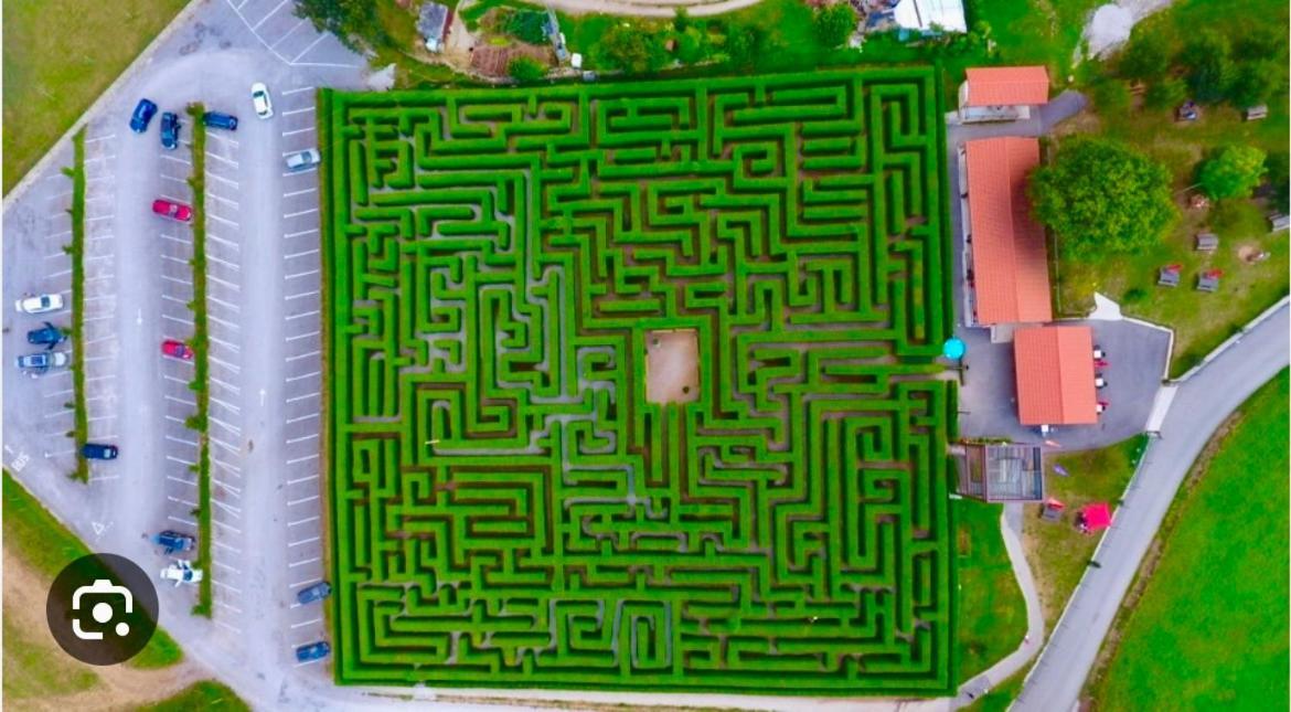 Apartamentos Nel I Santillana del Mar Bagian luar foto