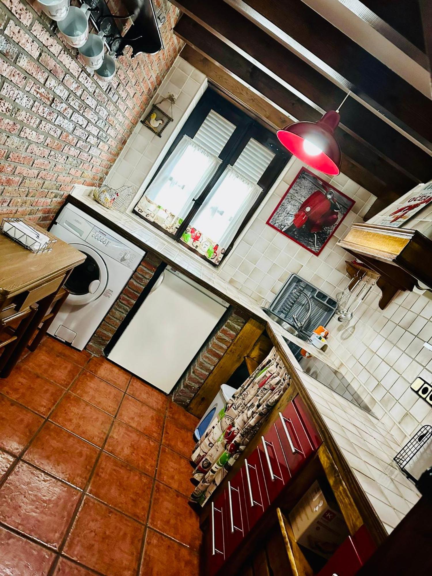 Apartamentos Nel I Santillana del Mar Bagian luar foto