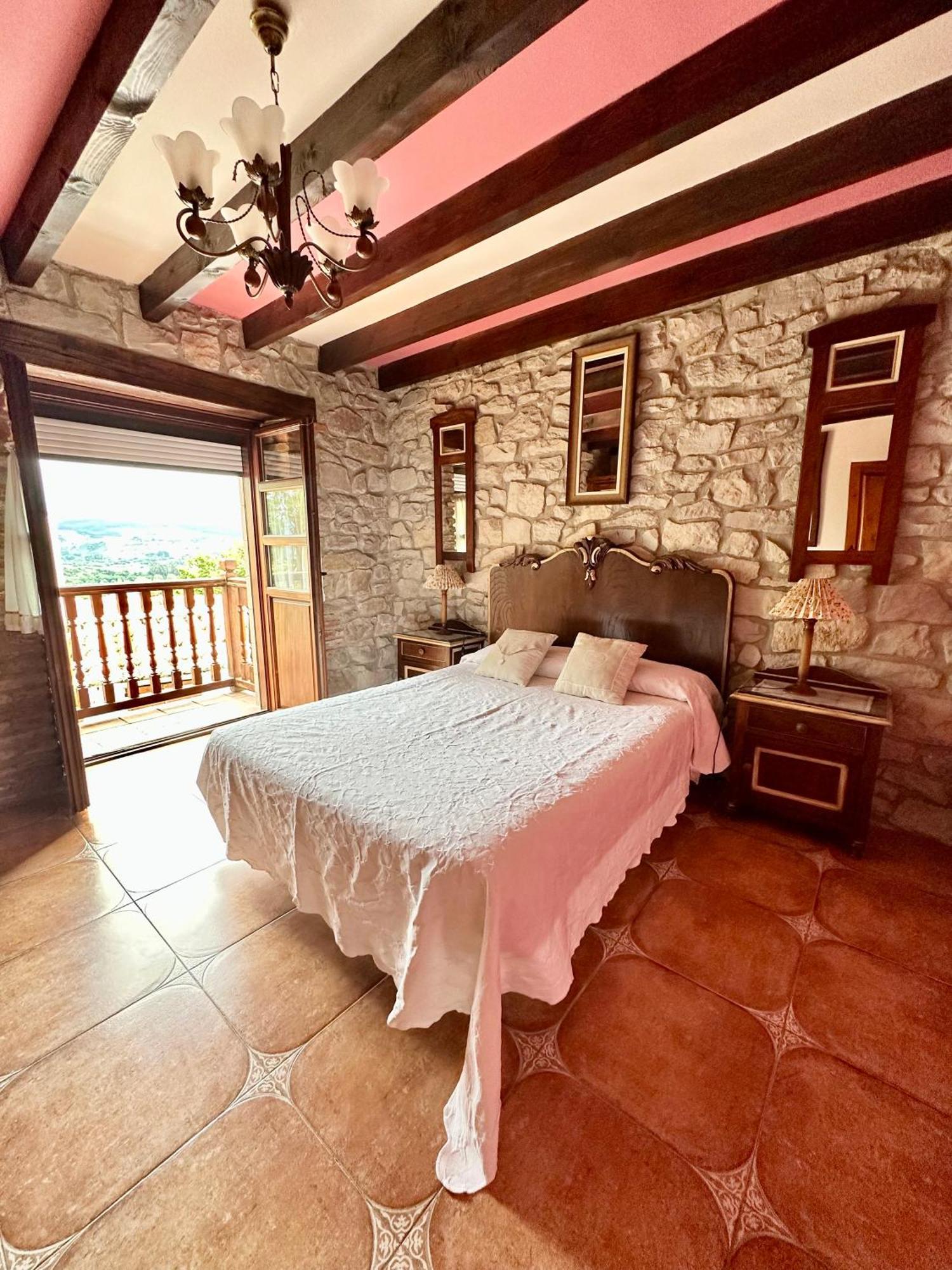 Apartamentos Nel I Santillana del Mar Bagian luar foto