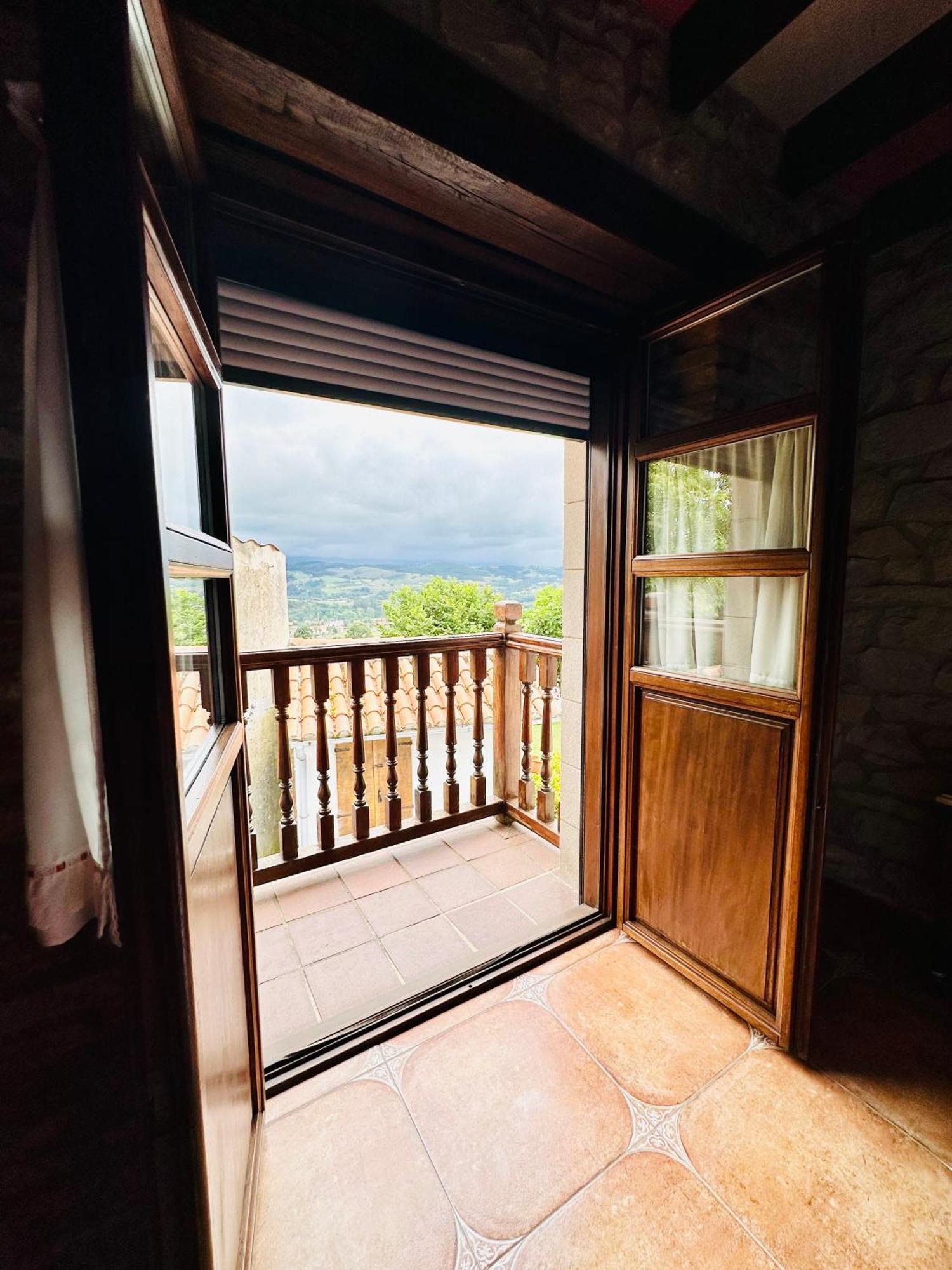 Apartamentos Nel I Santillana del Mar Bagian luar foto